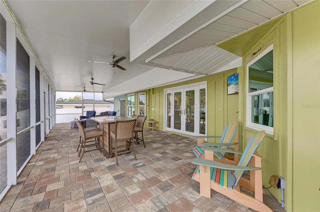9907 Royal Palm Drive Bradenton FL 34210
