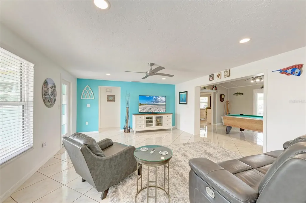 9907 Royal Palm Drive Bradenton FL 34210