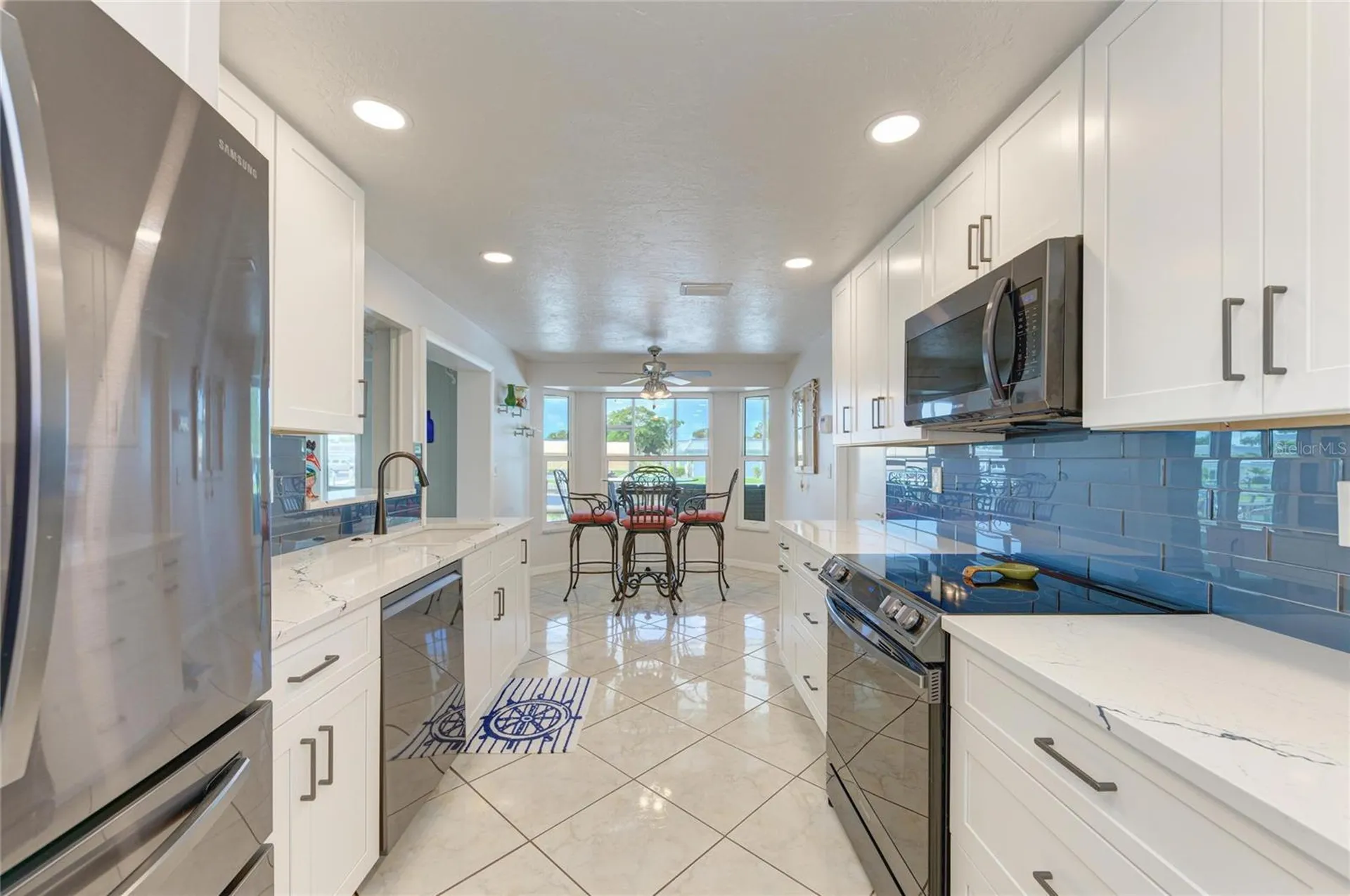 9907 Royal Palm Drive Bradenton FL 34210