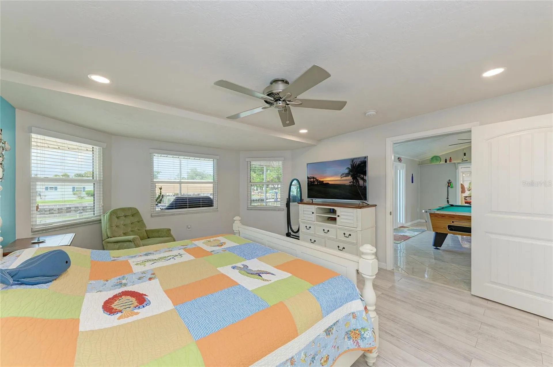 9907 Royal Palm Drive Bradenton FL 34210