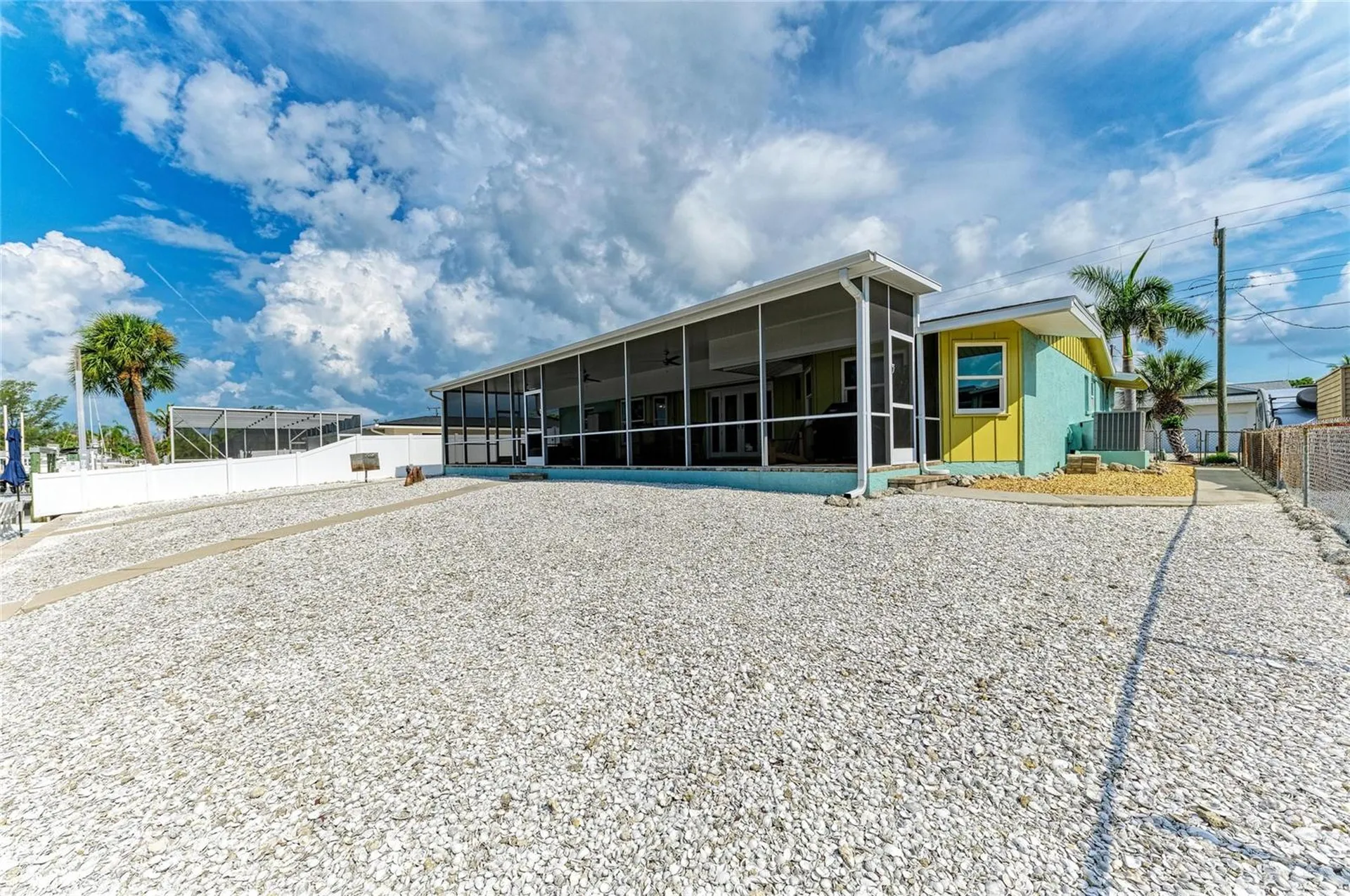 9907 Royal Palm Drive Bradenton FL 34210