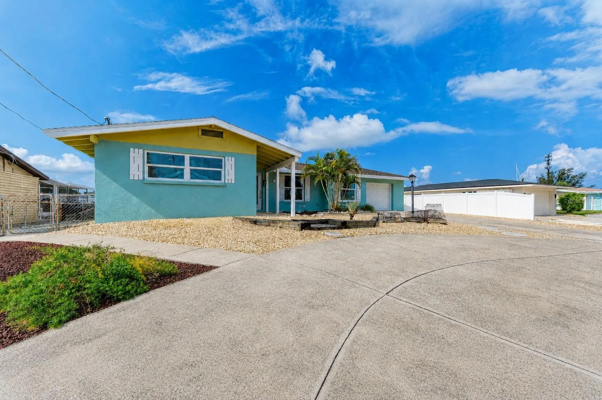 9907 Royal Palm Drive Bradenton FL 34210