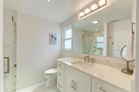 9907 Royal Palm Drive Bradenton FL 34210
