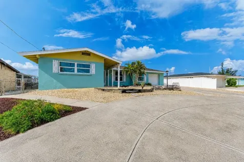 9907 Royal Palm Drive Bradenton FL 34210
