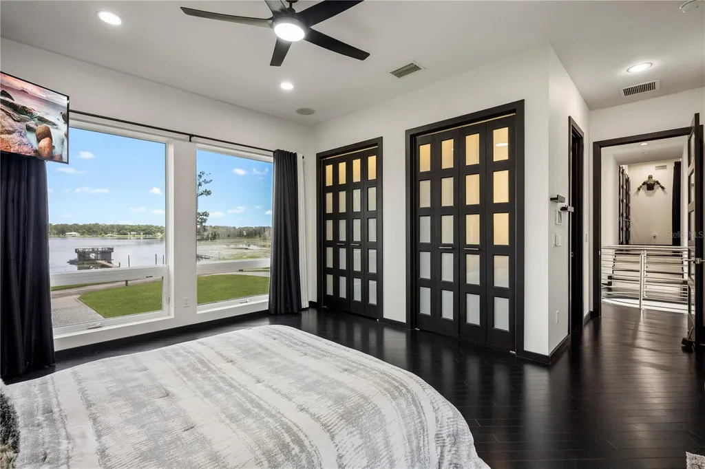 736 Lake Winnemissett Drive Deland FL 32724