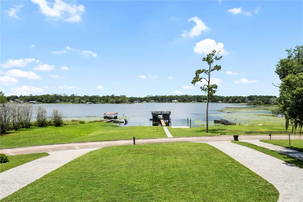 736 Lake Winnemissett Drive Deland FL 32724