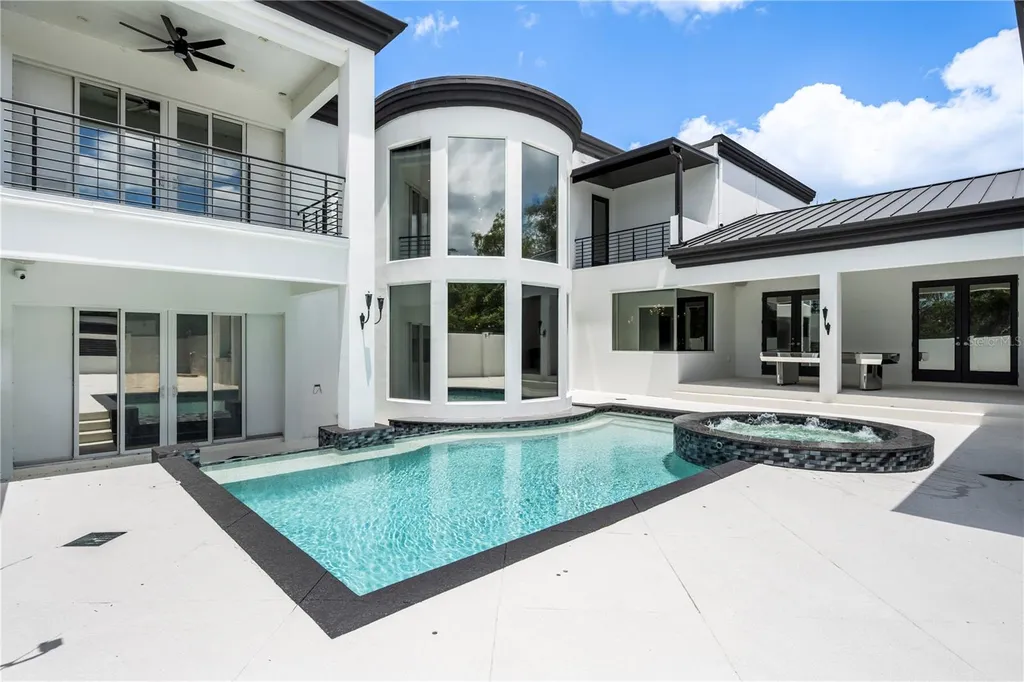736 Lake Winnemissett Drive Deland FL 32724