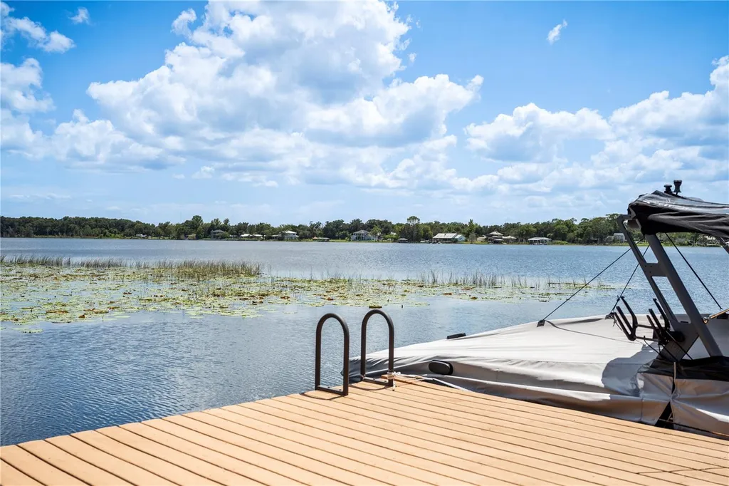 736 Lake Winnemissett Drive Deland FL 32724