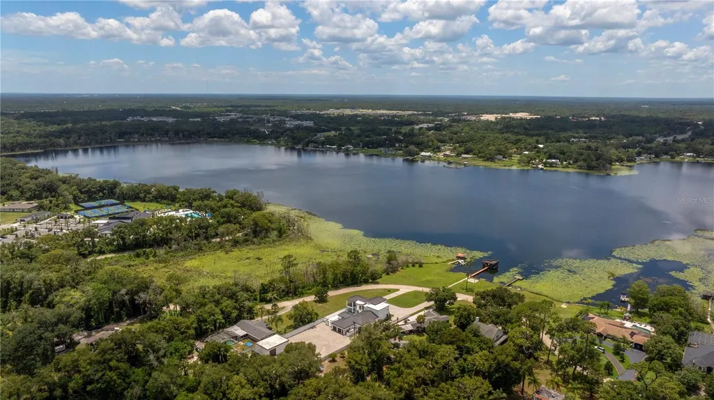 736 Lake Winnemissett Drive Deland FL 32724