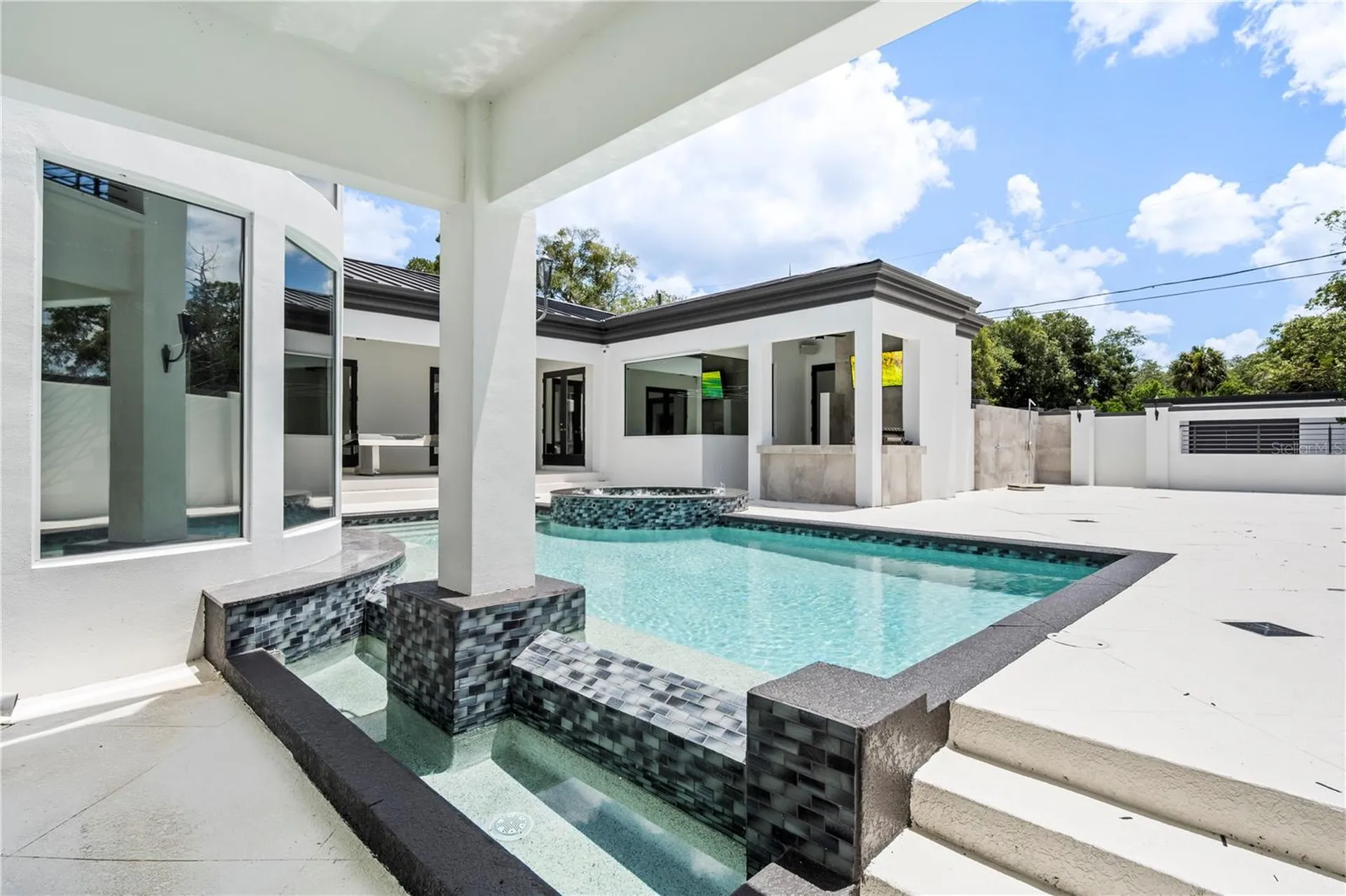 736 Lake Winnemissett Drive Deland FL 32724