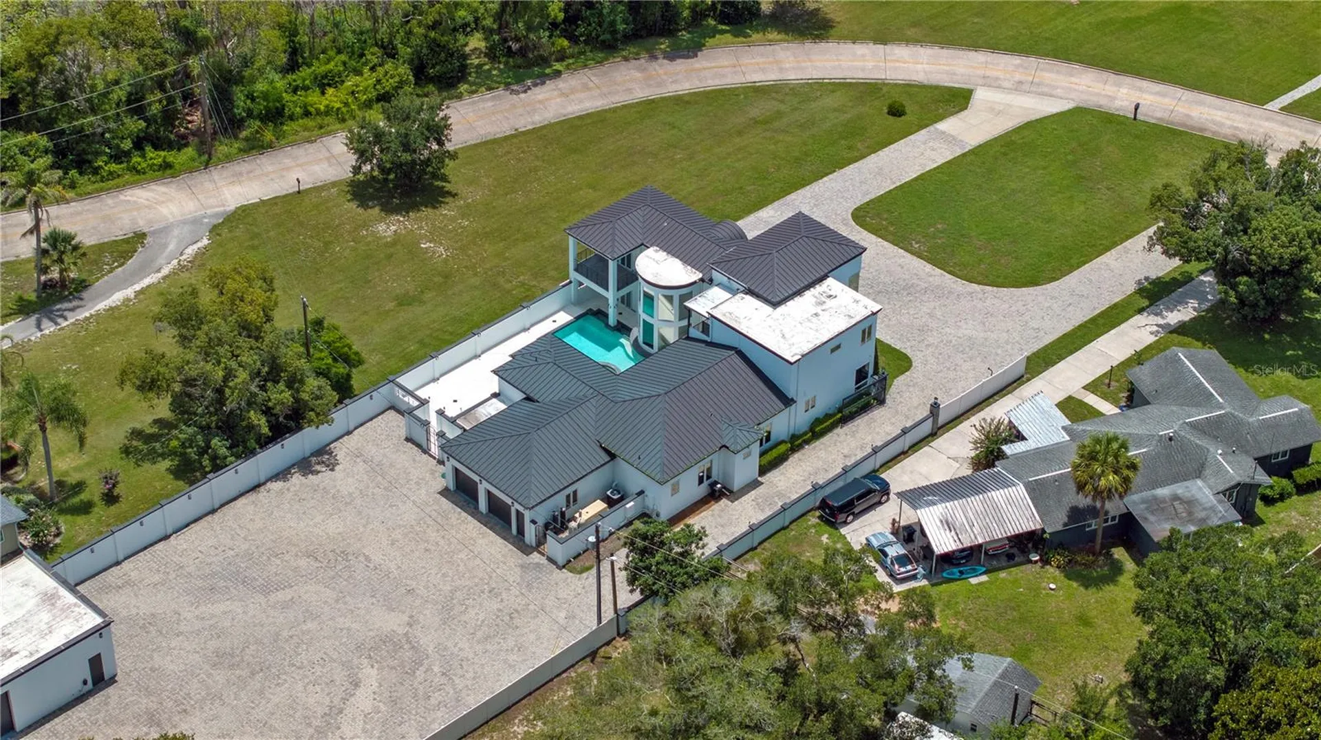 736 Lake Winnemissett Drive Deland FL 32724