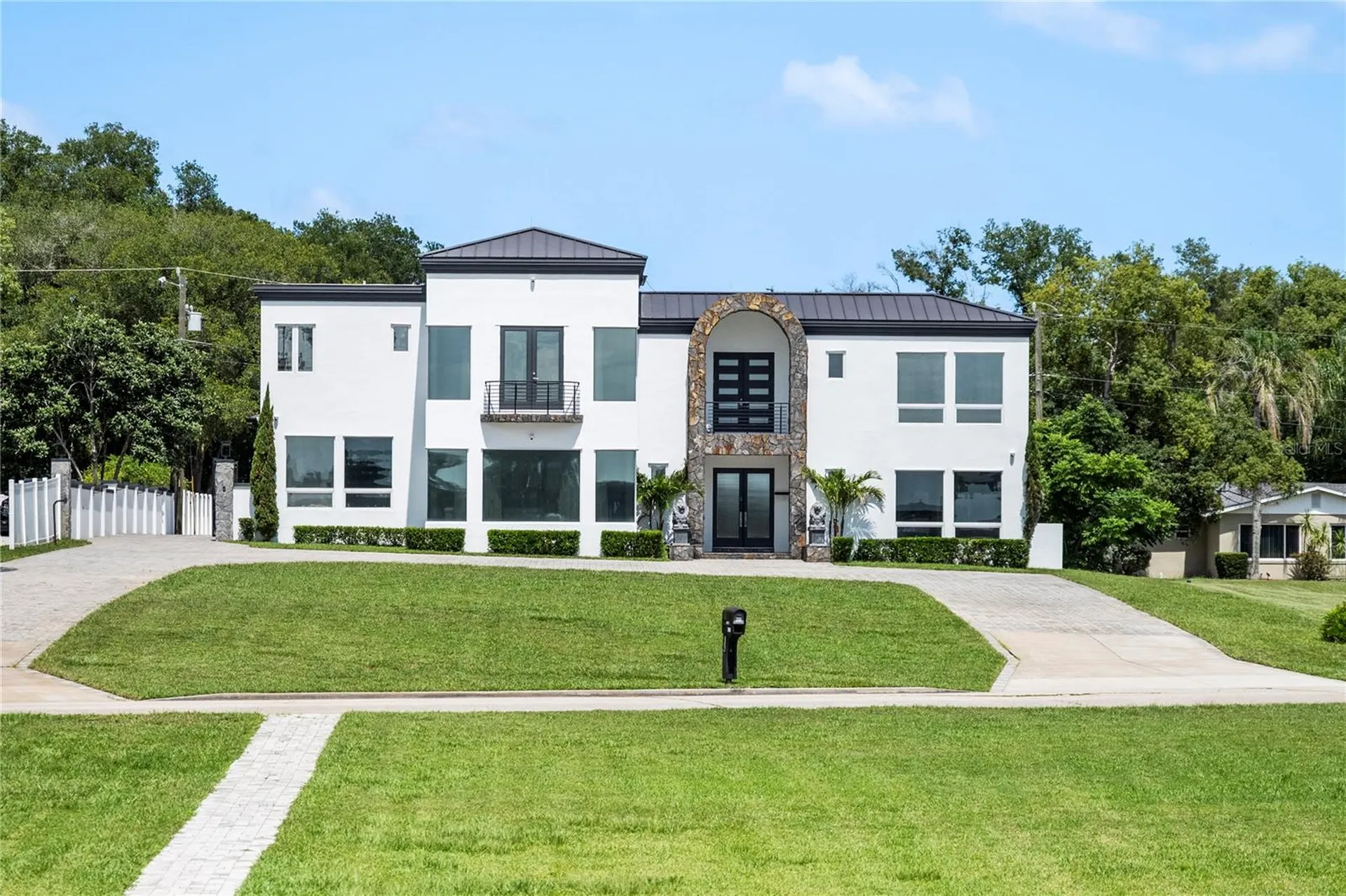 736 Lake Winnemissett Drive Deland FL 32724