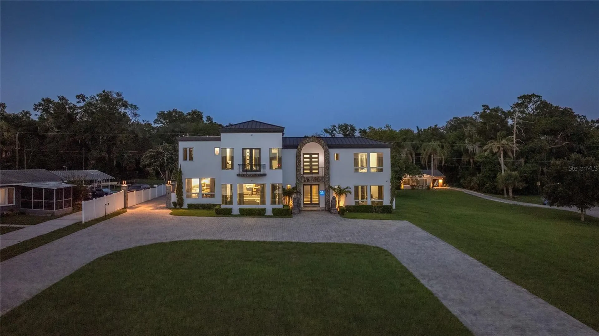 736 Lake Winnemissett Drive Deland FL 32724