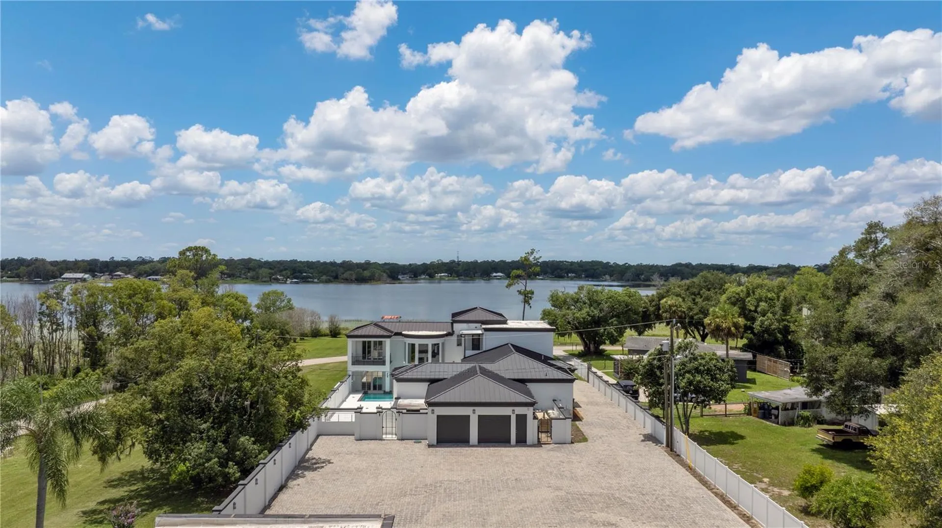 736 Lake Winnemissett Drive Deland FL 32724