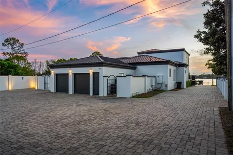 736 Lake Winnemissett Drive Deland FL 32724