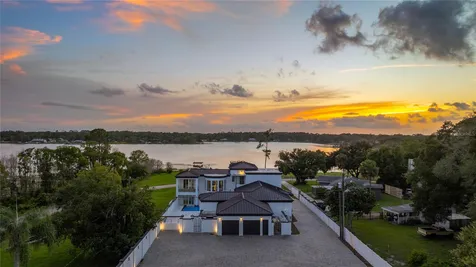 736 Lake Winnemissett Drive Deland FL 32724