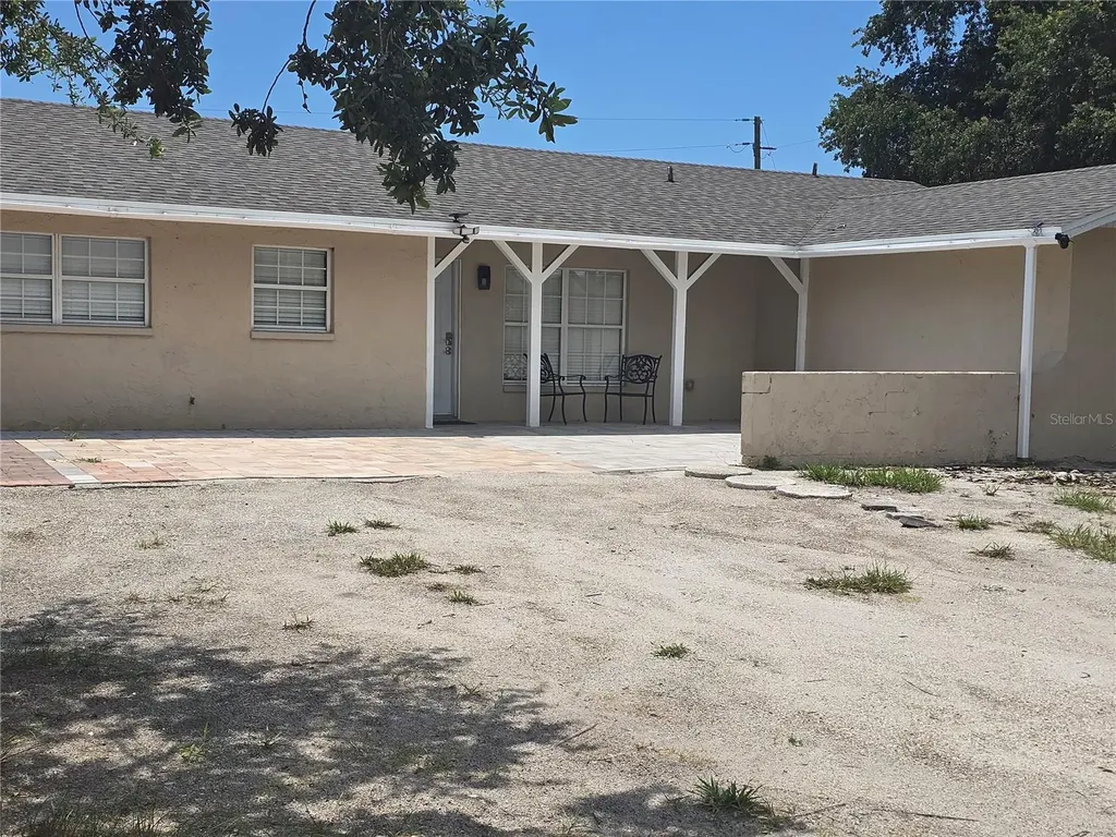 537 Melody Circle Sarasota FL 34237