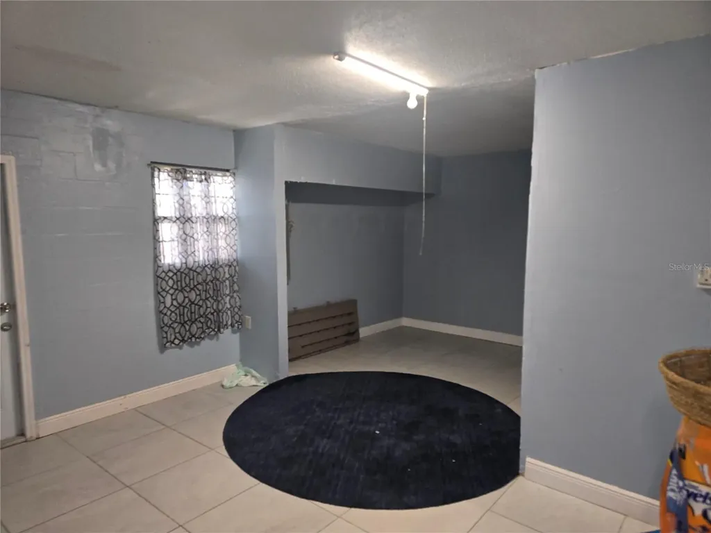 537 Melody Circle Sarasota FL 34237