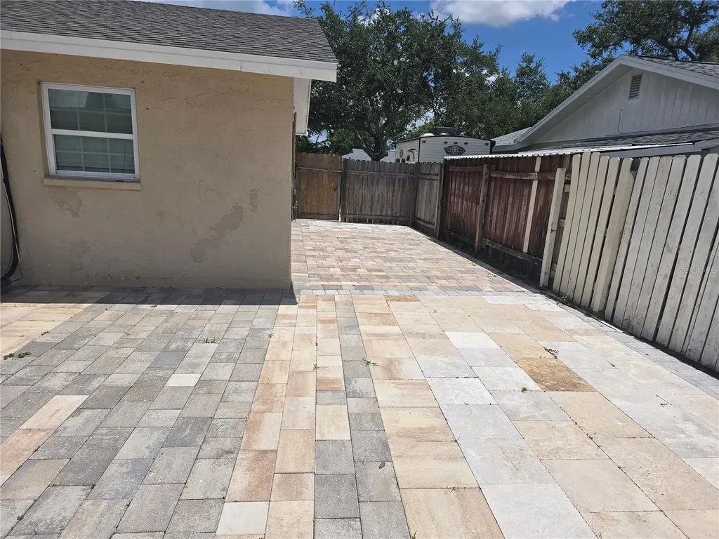 537 Melody Circle Sarasota FL 34237