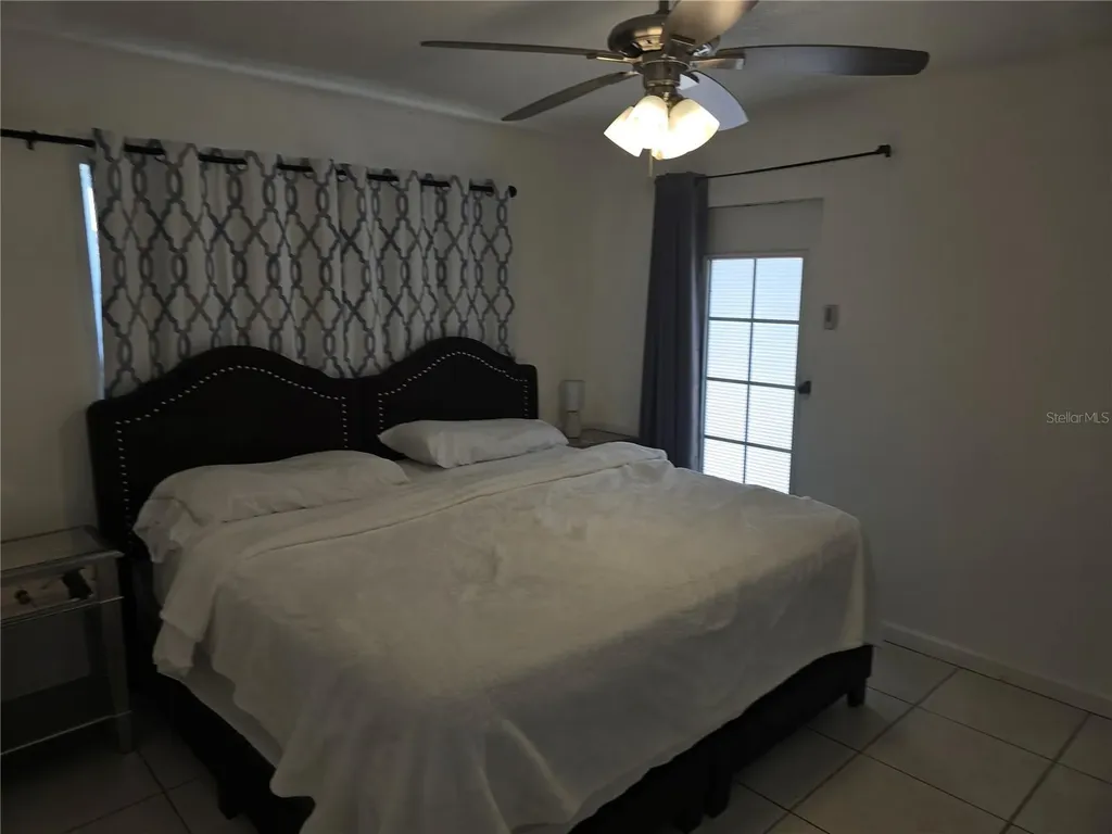 537 Melody Circle Sarasota FL 34237