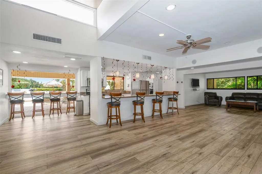 2614 Cove Cay Drive Clearwater FL 33760