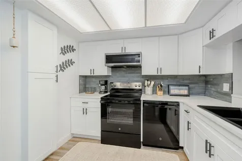 2614 Cove Cay Drive Clearwater FL 33760