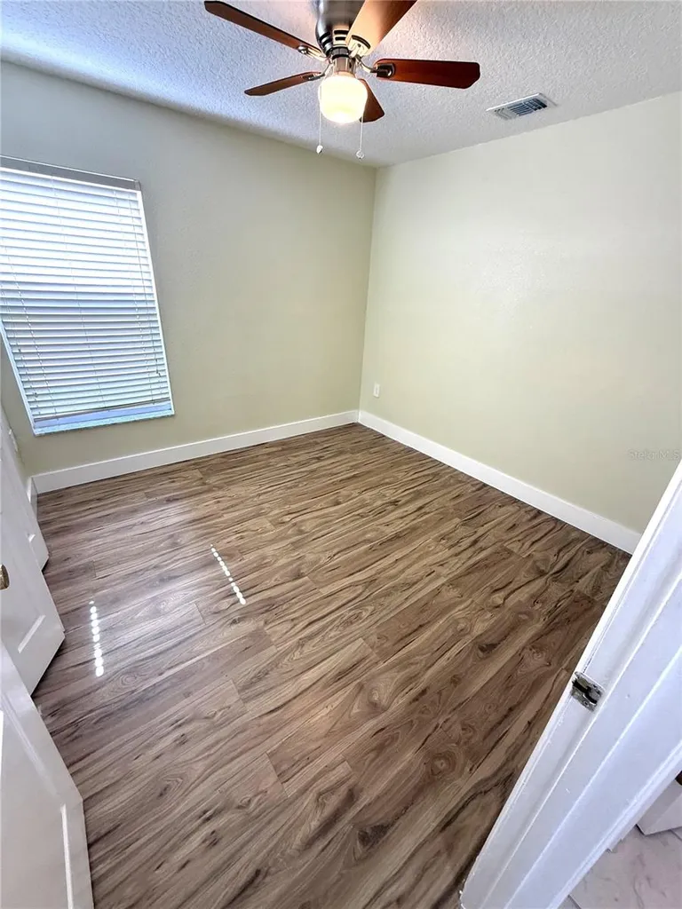 4207 Andover Cay Boulevard Orlando FL 32825