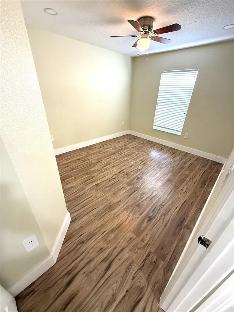 4207 Andover Cay Boulevard Orlando FL 32825