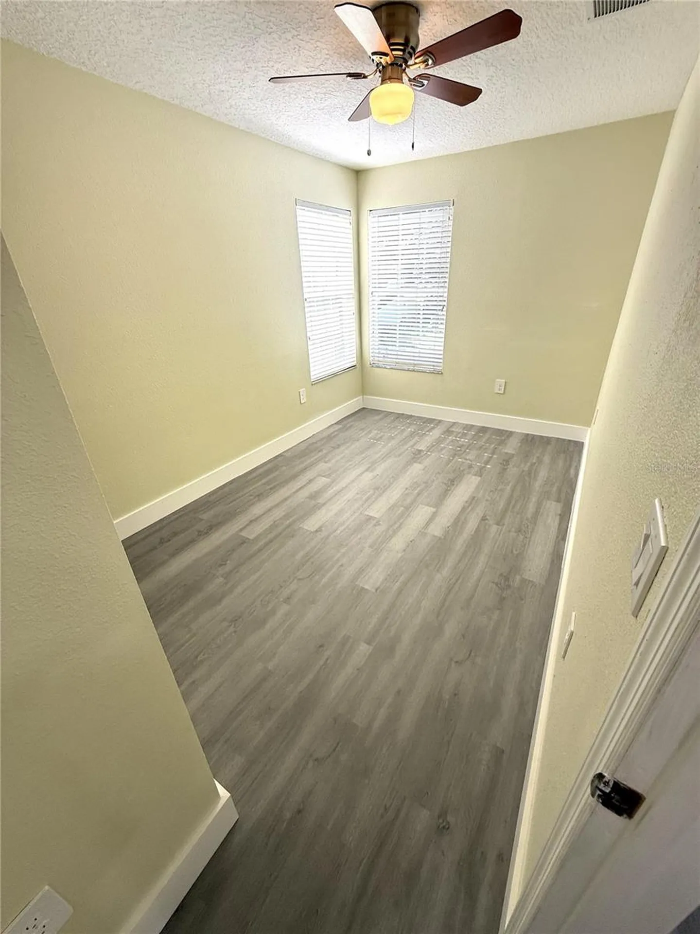 4207 Andover Cay Boulevard Orlando FL 32825