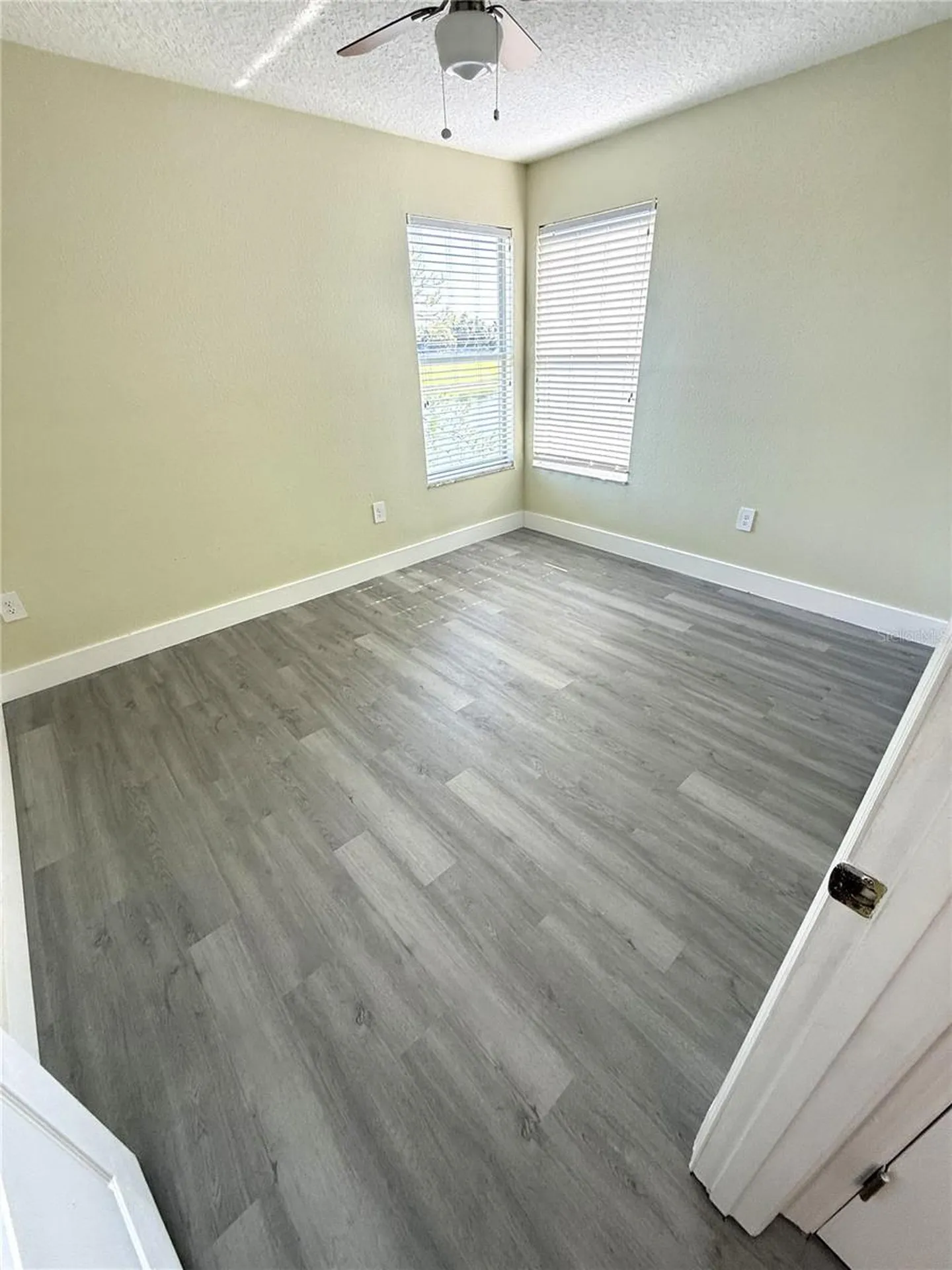 4207 Andover Cay Boulevard Orlando FL 32825