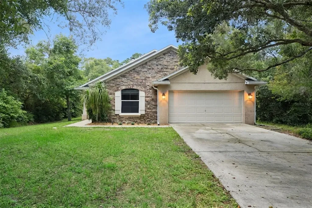 2535 E Lake Drive Deland FL 32724