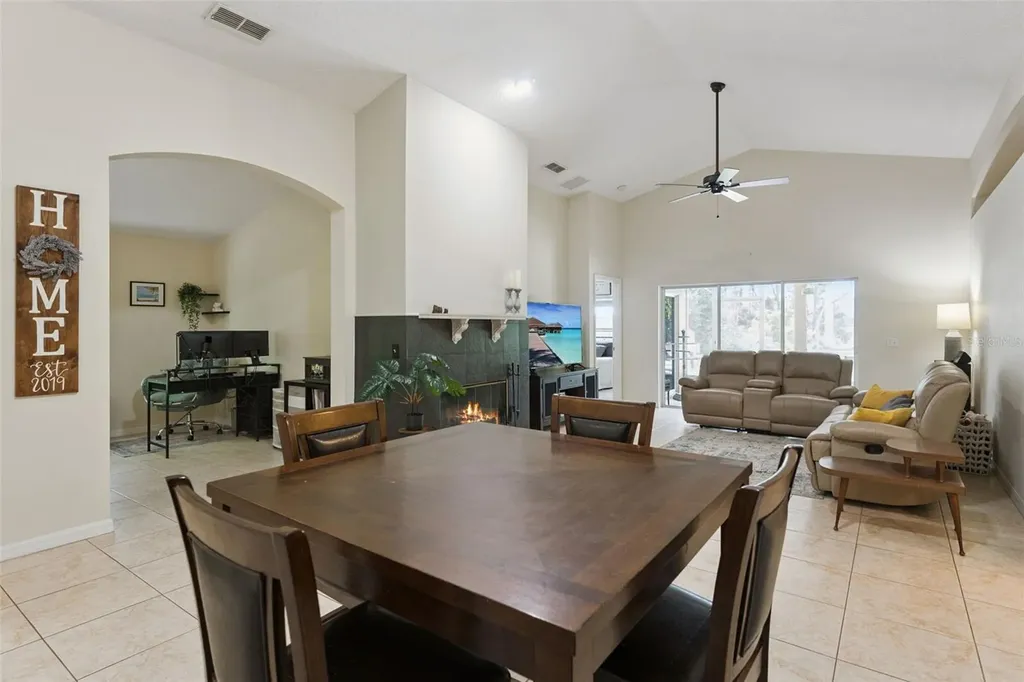 2535 E Lake Drive Deland FL 32724