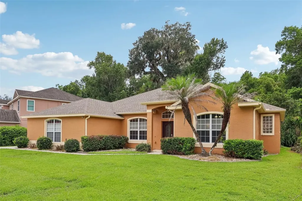 1016 Winding Waters Circle Winter Springs FL 32708