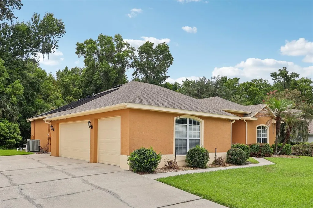 1016 Winding Waters Circle Winter Springs FL 32708
