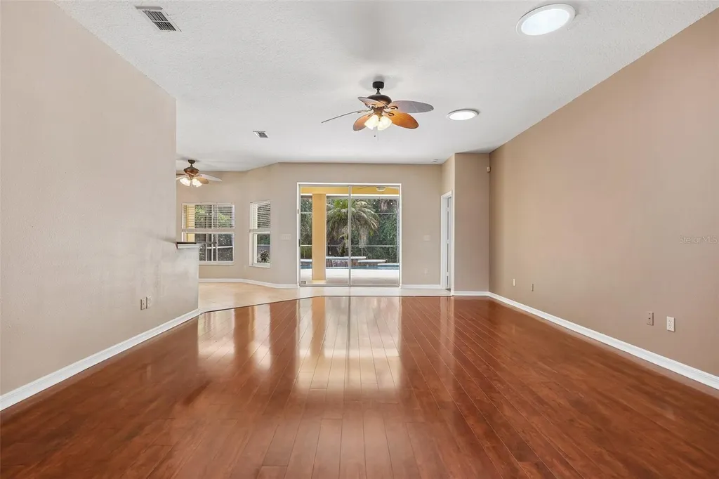 1016 Winding Waters Circle Winter Springs FL 32708