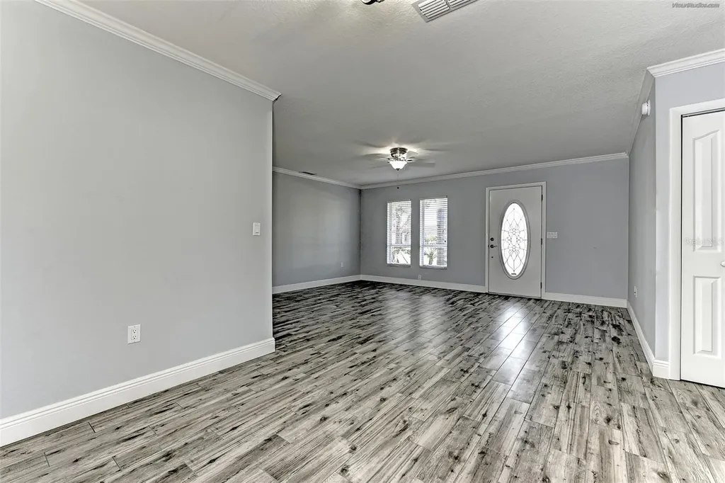 1106 Southern Pine Lane Sarasota FL 34243