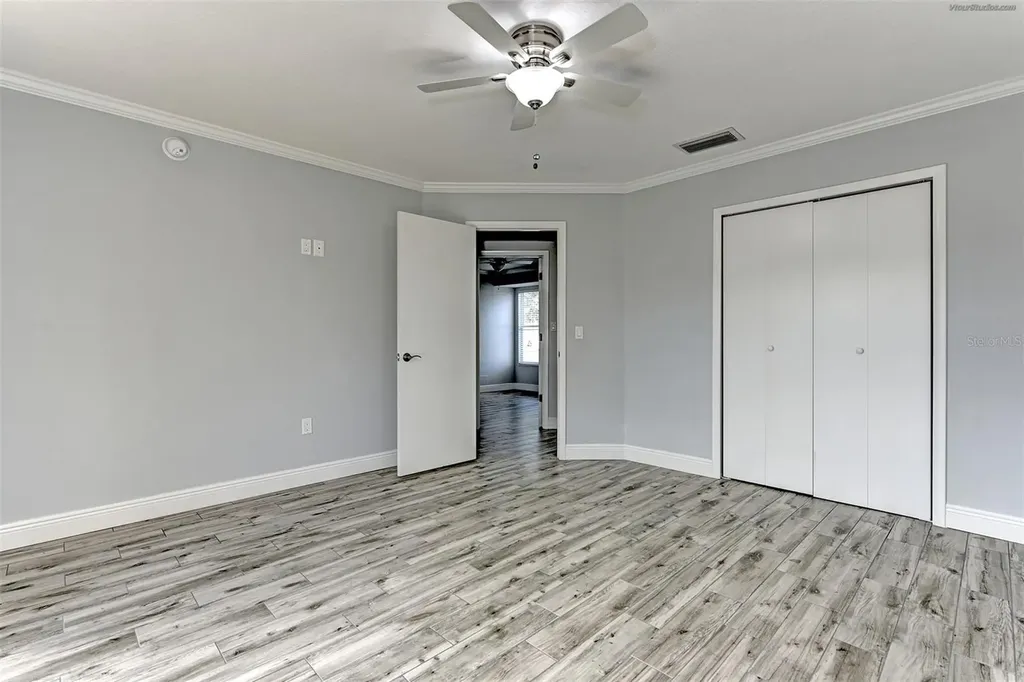 1106 Southern Pine Lane Sarasota FL 34243
