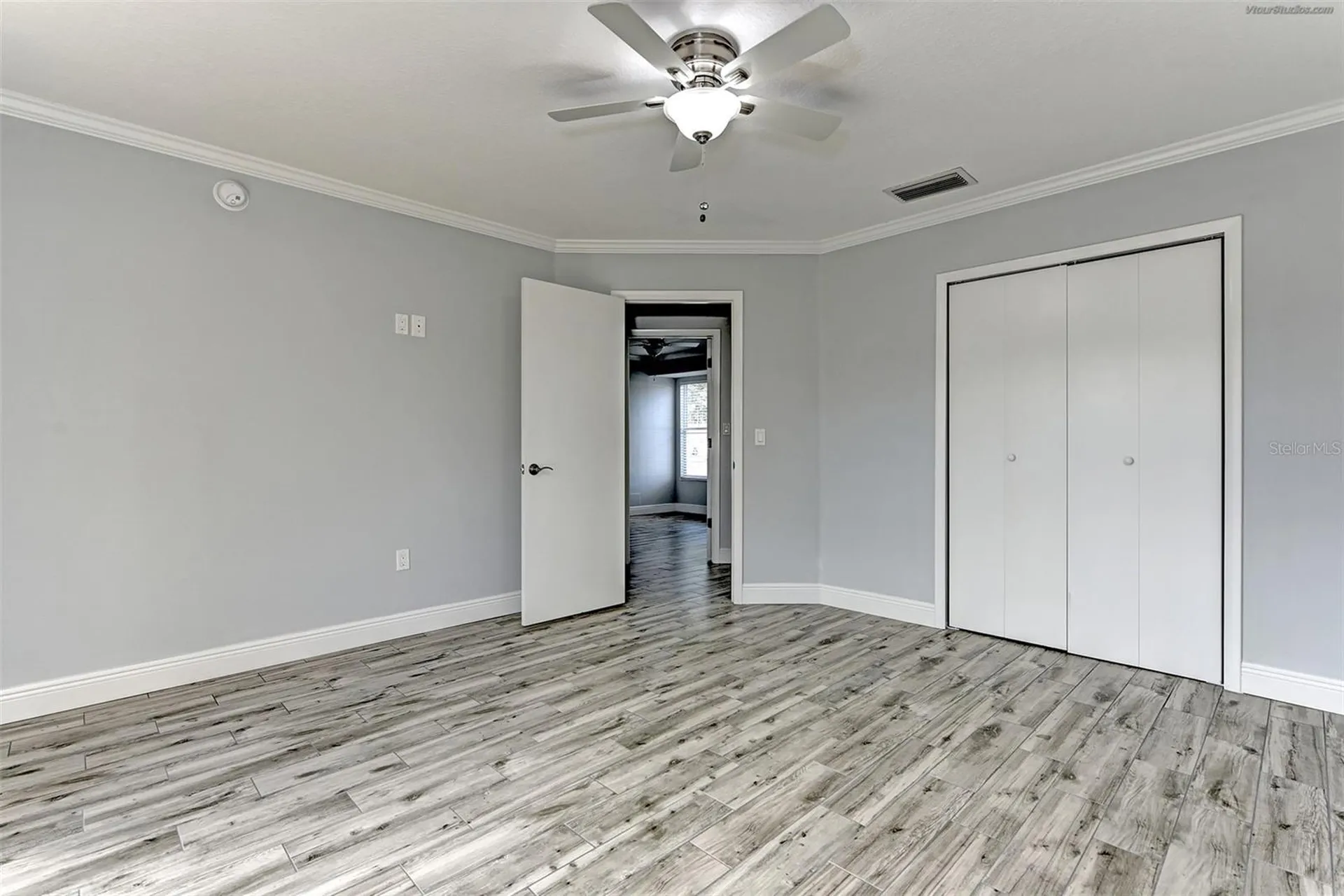 1106 Southern Pine Lane Sarasota FL 34243