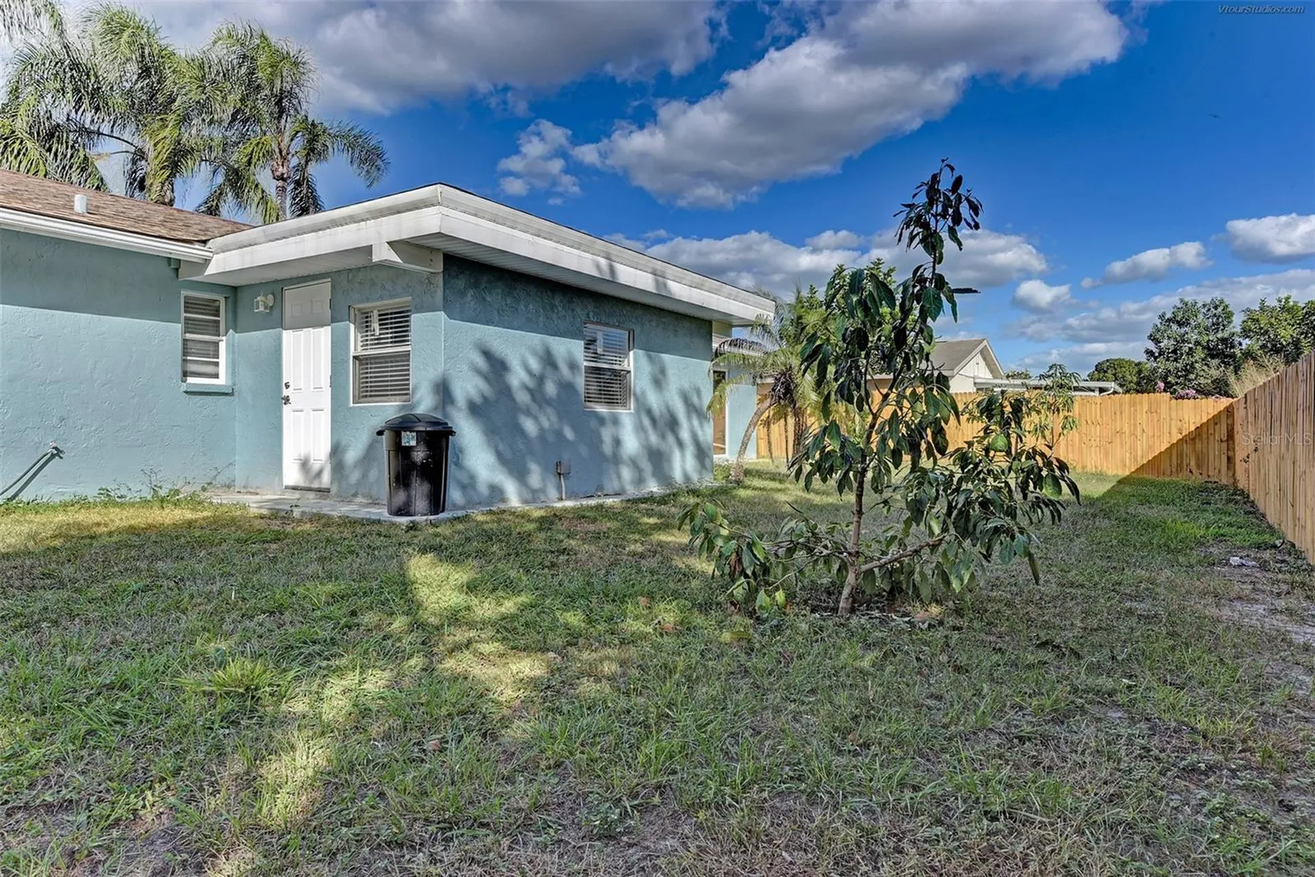 1106 Southern Pine Lane Sarasota FL 34243