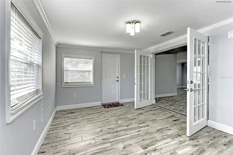 1106 Southern Pine Lane Sarasota FL 34243