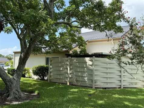 2617 Forest Run Court Clearwater FL 33761