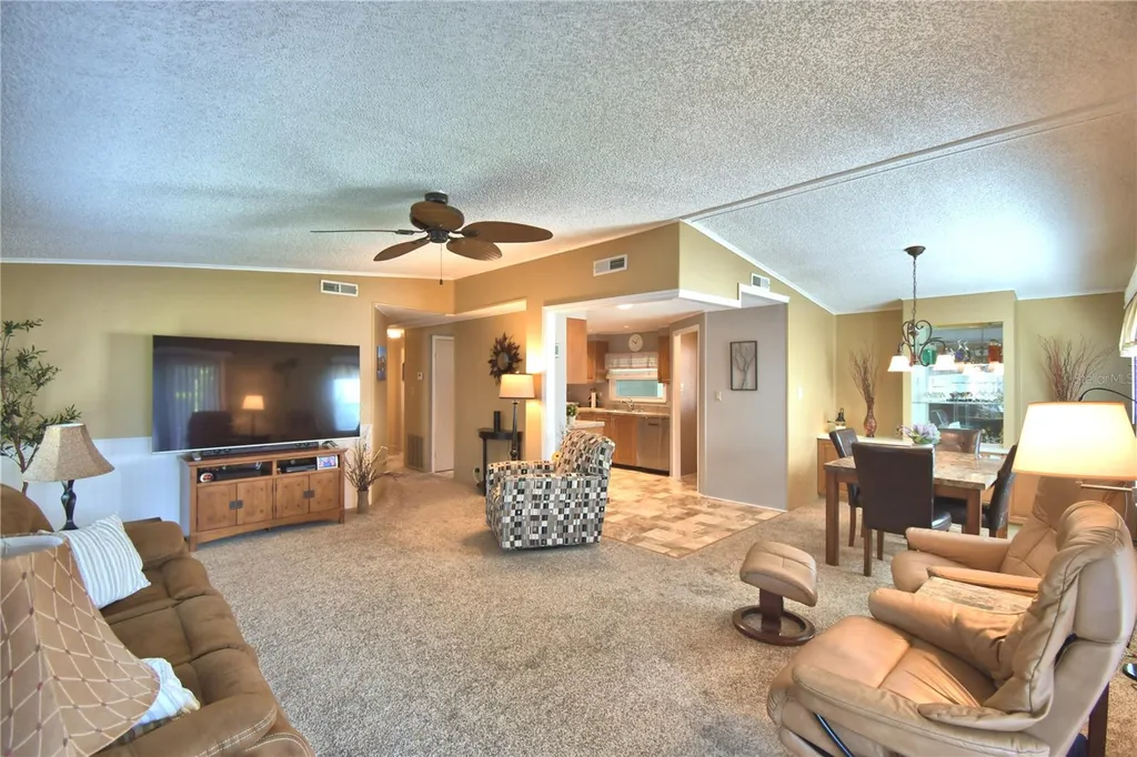 4901 Colonnades Circle E Lakeland FL 33811