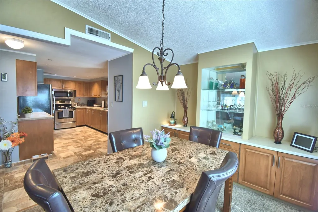 4901 Colonnades Circle E Lakeland FL 33811
