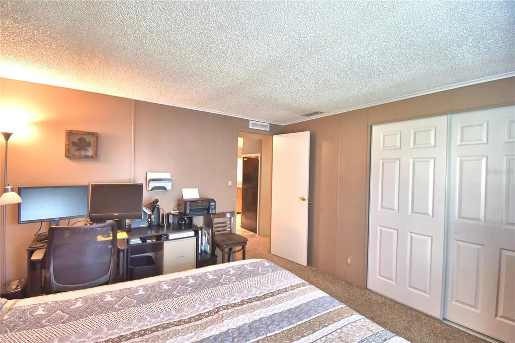 4901 Colonnades Circle E Lakeland FL 33811
