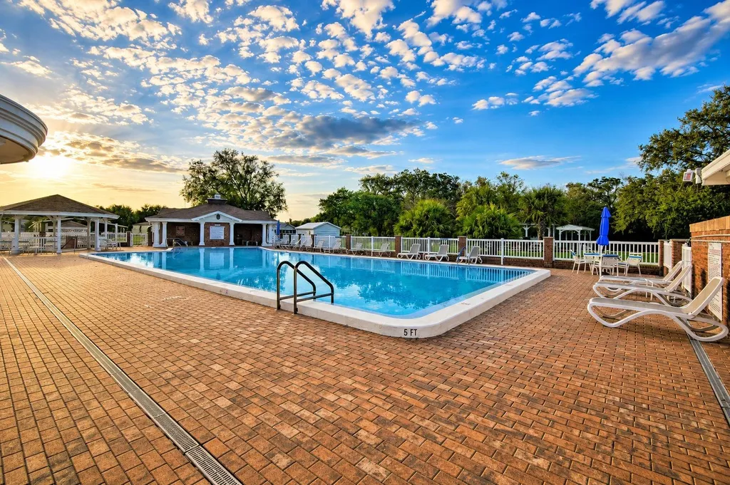 4901 Colonnades Circle E Lakeland FL 33811