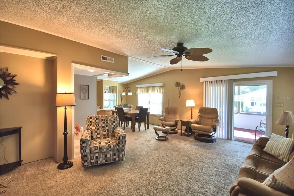 4901 Colonnades Circle E Lakeland FL 33811