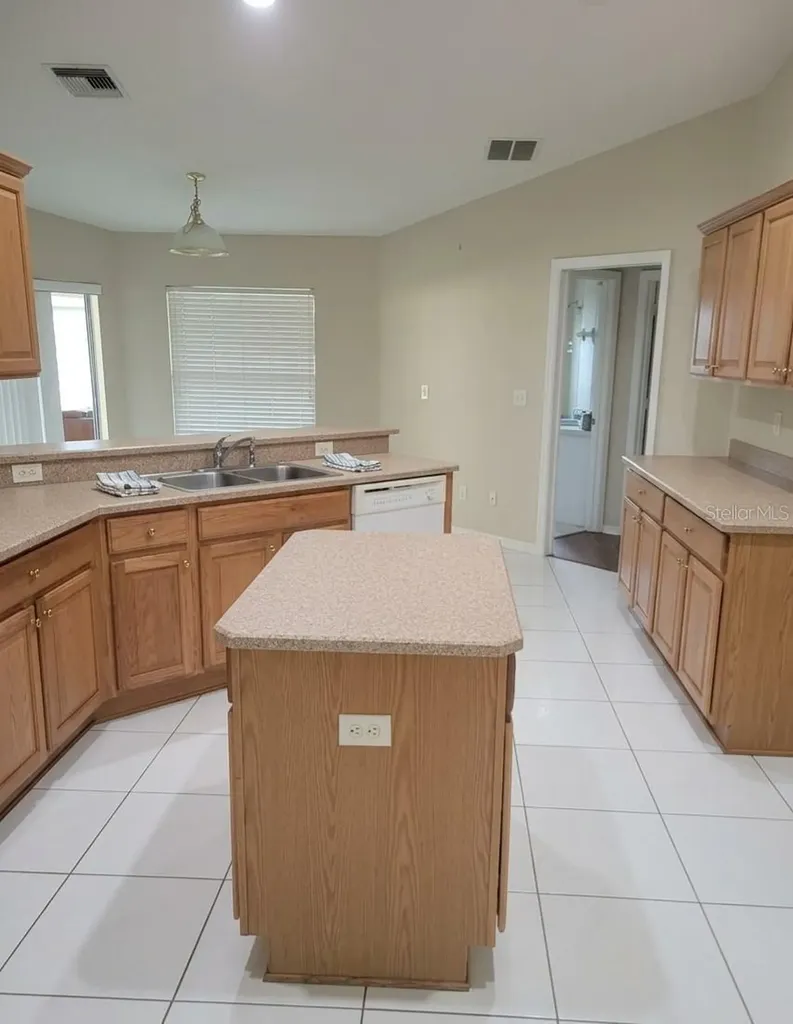 4650 NE 16th Place Ocala FL 34470