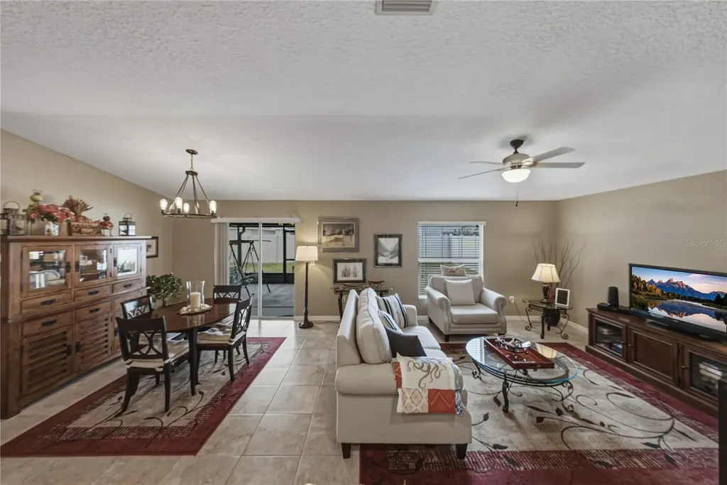 1613 Redmond Brook Lane Ruskin FL 33570