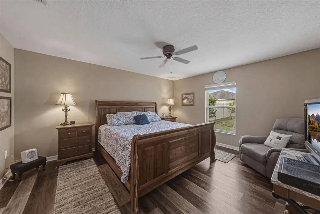1613 Redmond Brook Lane Ruskin FL 33570