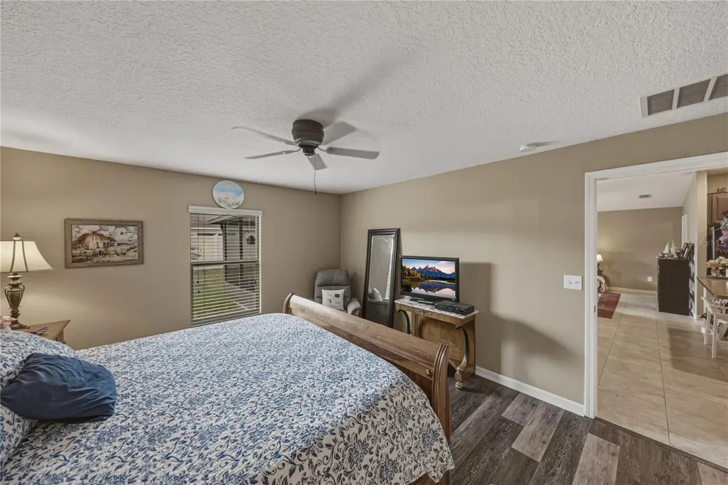 1613 Redmond Brook Lane Ruskin FL 33570